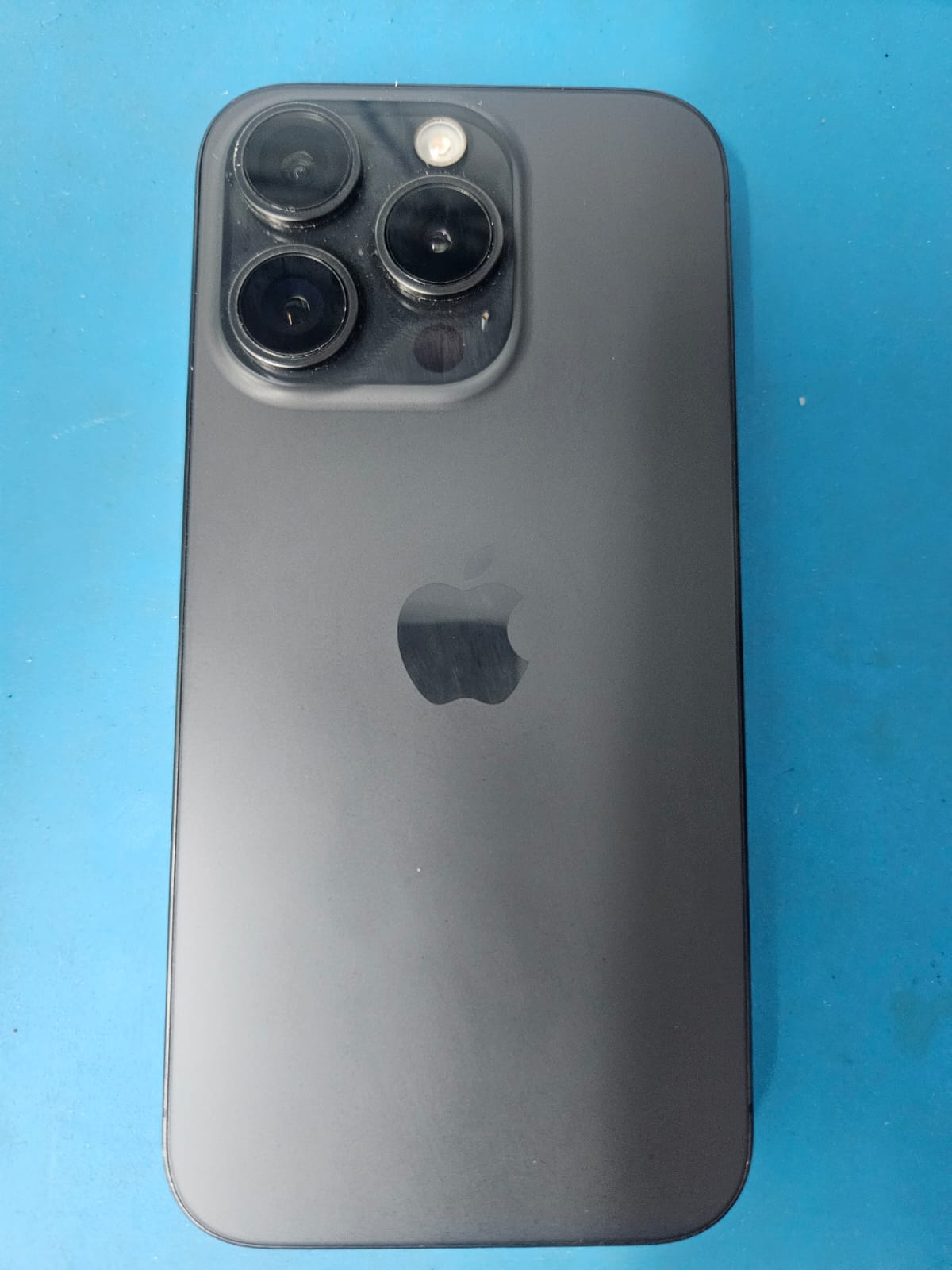 IPhone 15Pro 128GB Black Color (Used Condition) All Network Guarantee (No Box) - Image 3